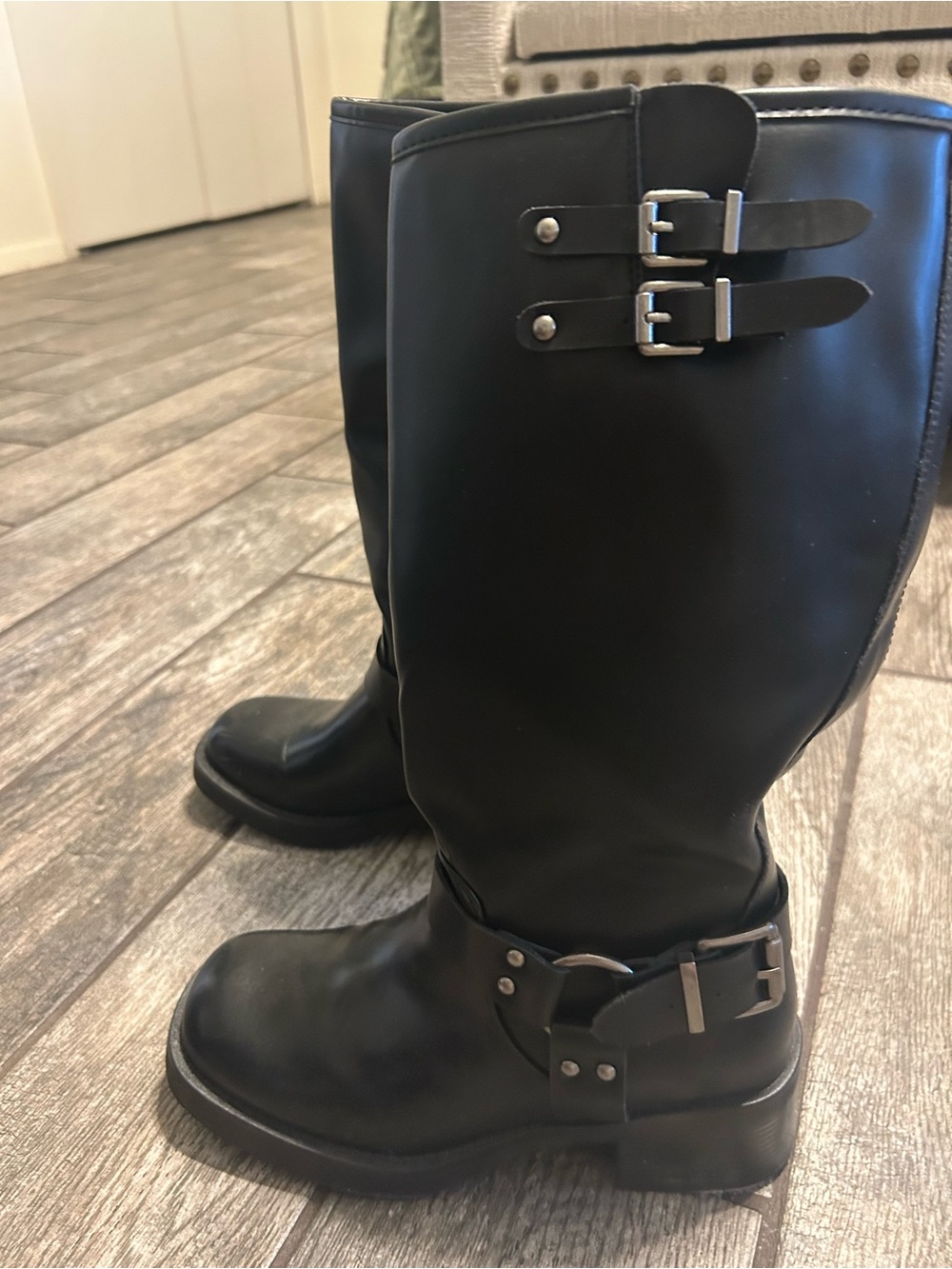 Black Leather Buckle Riding Boots